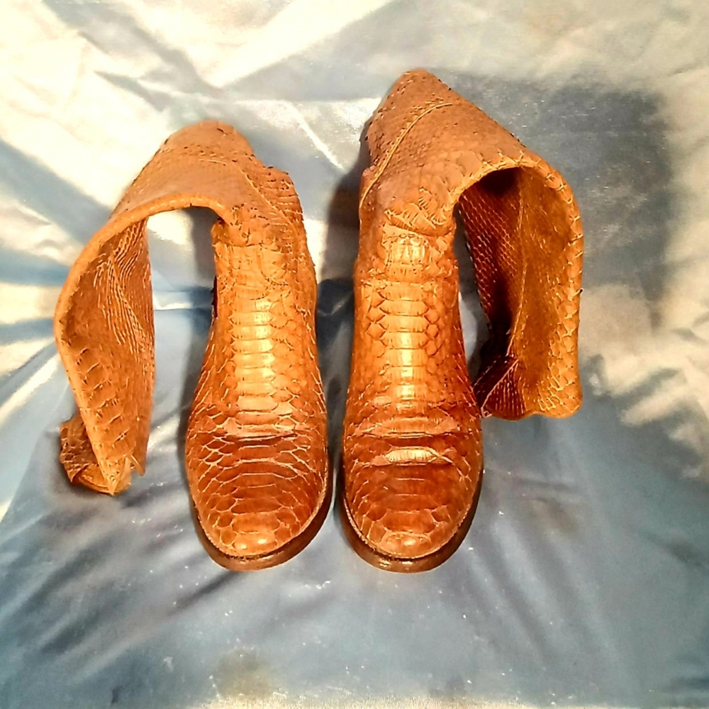 Vintage Cutter Bill Python Boots - Picture 7 of 10